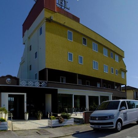 Hotel Ambra Quarto d'Altino Exterior photo